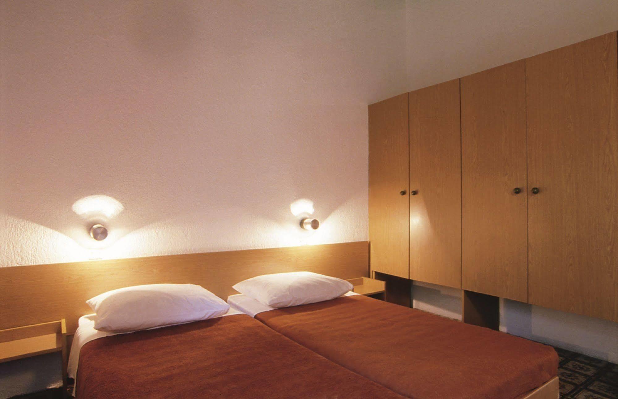 Pical Apartments Пореч Екстер'єр фото